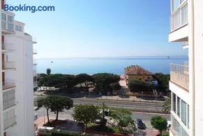 HomeHolidaysRentals Brisamar - Costa Barcelona - Image 2