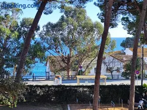 Apartamento con AMPLIA TERRAZA Y VISTAS AL MAR a 150 metros de la playa - Image 2