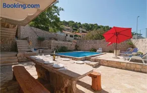 Holiday Home Pucisca Gospe Lurdske - Image 2
