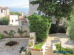 Apartment In Vinjerac - Image 5