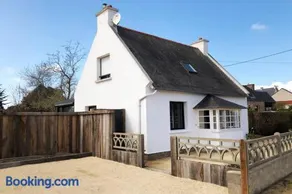 Maison avec SPA côte de granit rose - Image 1