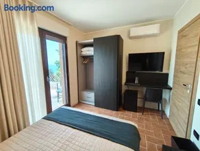 VSG Terrace - Image 3