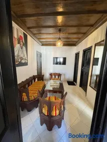 Suite des lumières Al Malaki Offre Spéciale front Mer, Zéro Surprise- l'Accueil Aéroport & Service Cuisine si besoin de Tranquillité Totale - Image 1