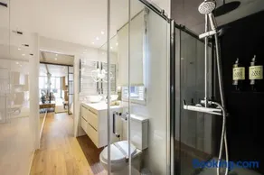 AmazINN Collection Madrid Chueca - Image 4