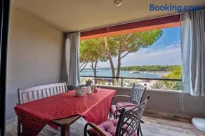 Apartments Oliveto - Calming Sea View - Image 4