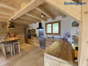 Chalet réçent pour 15 pers. avec wifi et parking à Arêches-Beaufort - Image 4