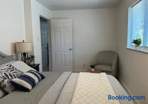 Suite E with 2-bedroom - Image 1