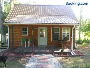 Tranquil Waters Cabin - Image 1