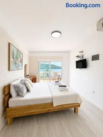 Apartmani Villa Amfora - Free Parking - Image 4