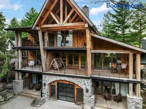 Extraordinary Manor at Dark Horse Retreat - Image 3