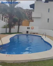 Ático con bonitas vistas y piscina - Image 2