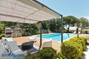 Luxury Seaview Villa by Olala Homes - Image 2