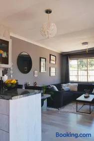 Su Casa - Stylish & Spacious Guesthouse - Image 4