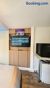 Rooms FG - Image 3