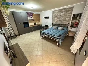 B e B House - Image 5