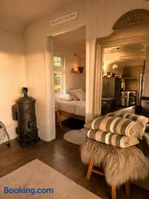 Bijzonder Buitenaf met een verkoelende jacuzzi en Finse sauna - Image 5