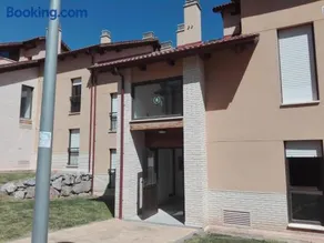 Vino Montaña & jardín Garaje NETFLIX WIFI INCLUIDO, - Image 3