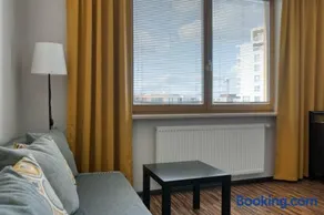 Airport Residence Amber - Image 2