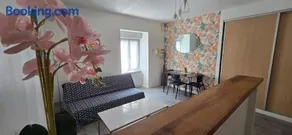 T2 Meublé, Équipé, Parfait pour Vos Séjours - Image 1