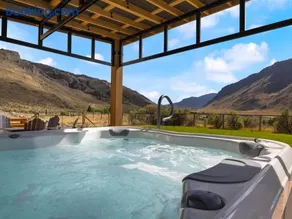 Yellowstone Treasure Retreat - Image 4