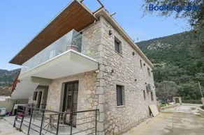 Sokol stone house - Image 3