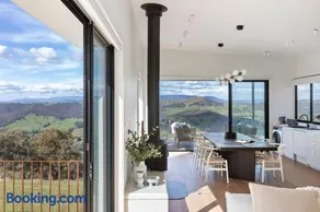 The Bella Vista by Mt Bellevue - Image 2