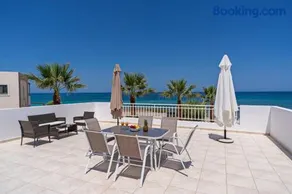 Azure Seaside Apts - Image 3