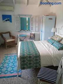 Lemon Tree Cottage - Image 3
