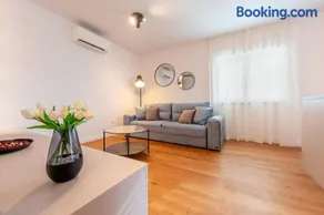 Azure apartment - Image 2