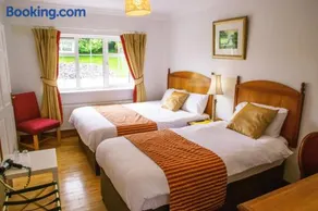 Rockfield Manor B&B, Knock - Image 4