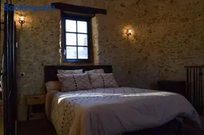 Tour médiévale fortifiée entièrement restauré - Image 3