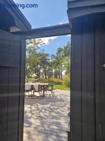 Liten stuga med fantastiskt läge - Image 4