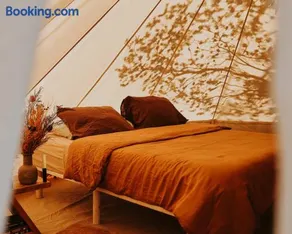 Numie Glamping Waterfront Freycinet Escape - Image 2