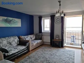 Beach View Couples Retreat Aberavon Beach Direct Seafront panoramic Sea Views large driveway parking - Image 5