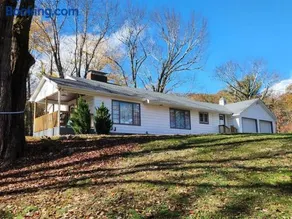 Near Marist/Vassar/Culinary Inst./Historic Sites! - Image 3