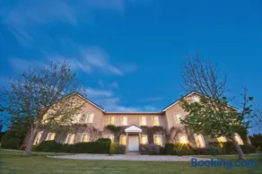 Peel Manor House - Image 1
