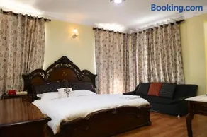 Du Nepal Inn - Image 1