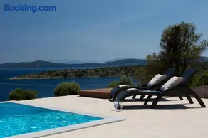 Nema Villas - Image 3