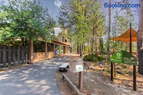 Lynx Lane 08 | Discover Sunriver - Image 2