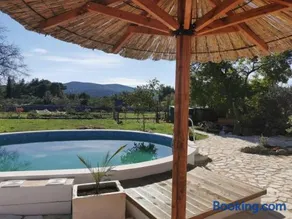 Hvar Mediterranean Ranch House - Image 1