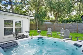 Rave Reviews for Waterway Views Spa Comfy Beds Bring Your Boat - Image 1