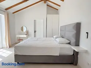 Luxury Villa Michelle - Image 3