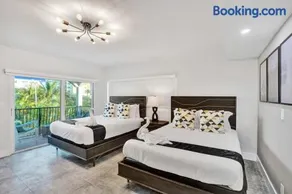3BR Beach Retreat | Heated Pool + Parking - Image 1