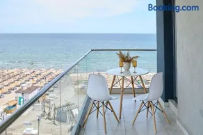 Paradise Sea View 2BD apt Spa n Pools beach resort - Image 2