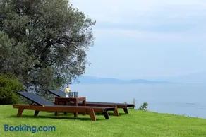 Lichnos Luxury Suites - Image 2