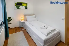 ruhrApartments #Nähe A40 #zentral #fastWIFI #perfekt für Familien und Geschäftsreisen - Image 3