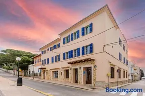 Hostal Marina - Image 1