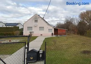 Spacious House with 5 rooms - Image 2