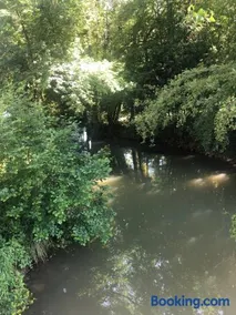 Aux portes du Val d'Amour - Image 2