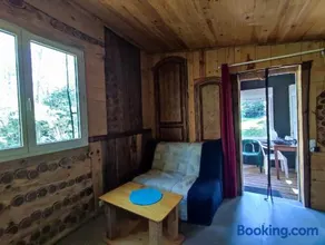 Petit chalet dans le coeur des Pyrénées Ariegeoises - Image 1